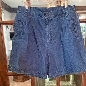Vanderbilt Womens 18W Vintage Denim Shorts High Waisted Pleated Dark Wash Blue